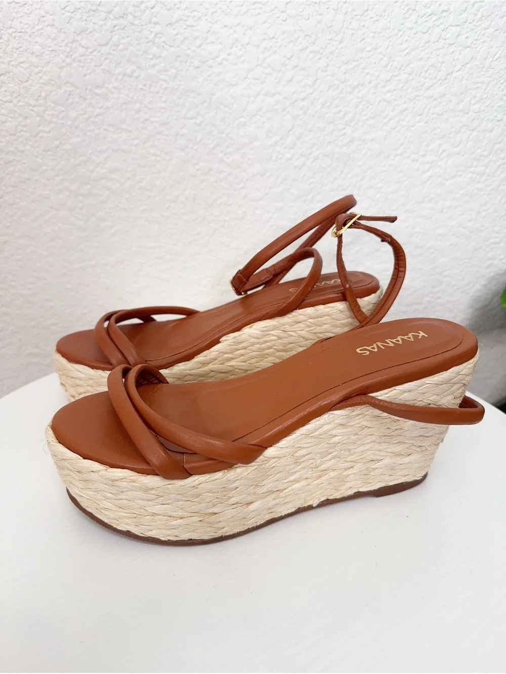 Kaanas Burica Naked Raffia Wedge Brandy Summer Platform Size 6